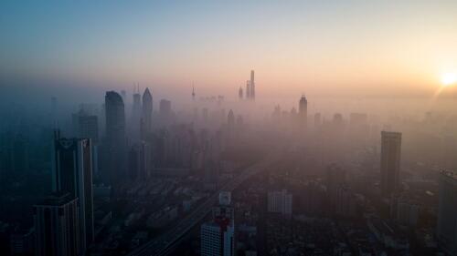 Umweltverschmutzungsparadoxon:Wie die Beseitigung von Smog die Erwärmung der Ozeane vorantreibt