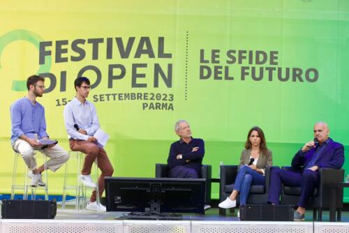 Offenes Festival, Guido Bertolaso:„In der Romagna und Derna wusste jeder, was passieren würde, aber es wurden keine Maßnahmen ergriffen“ – Das Video