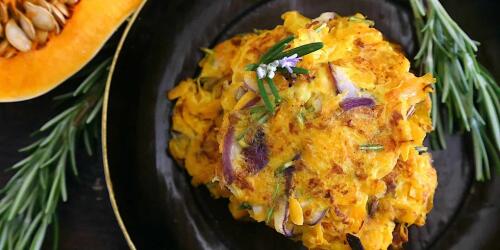 Kürbis-Zwiebel-Rösti mit Rosmarin, das Rezept