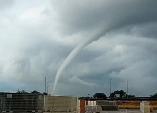 In Rovigo, tornado and over 100 calls to the firefighters