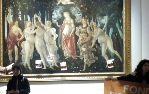 New Latest Generation blitz at the Uffizi in Florence, images of the floods on Botticelli's Primavera – The video