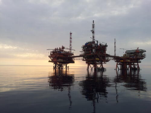 Storm on ENI:Israel has given it a mandate to plunder Palestinian oil