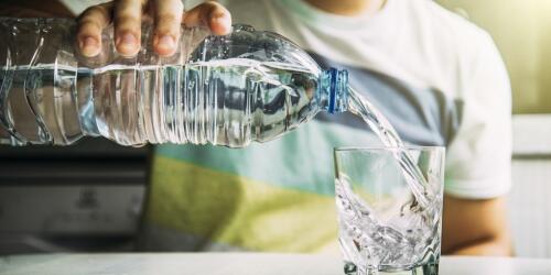 Plastic bottled water can contain thousands and thousands of nanoplastics.The study