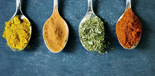 How do spices get their flavor?