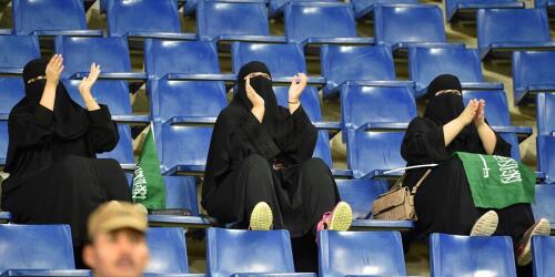 The female footballers against the FIFA-Saudi Arabia agreement:“Brutal Sponsor”