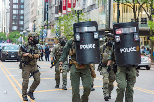 La policía militarizada amenaza la democracia