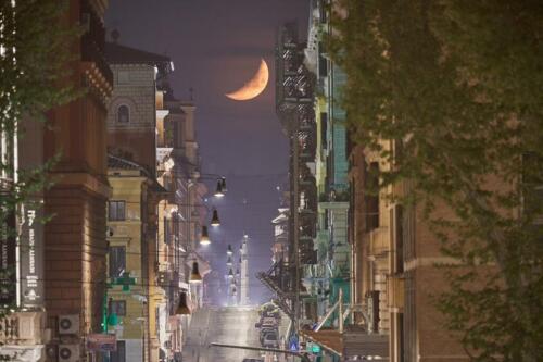 FOTO | Lunistice sobre Roma, imágenes del 'Sixtine-henge'