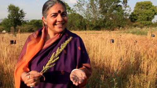 Una lección medioambiental (gratis) con Vandana Shiva