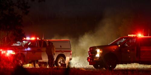 California, 1.400 hectáreas de bosque quemadas.30 mil personas evacuadas