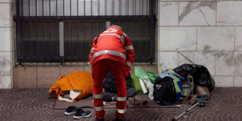 Atención sanitaria a las personas sin hogar, la prueba comienza en 2025