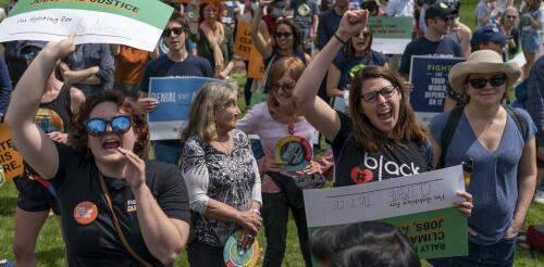 Les militants pour le climat ne sont pas que des jeunes : dissiper 3 grands mythes à l'occasion du Jour de la Terre