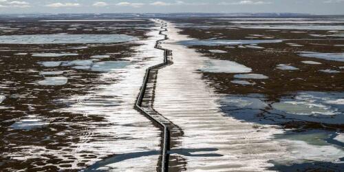 Biden approuve un énorme projet de forage pétrolier en Alaska