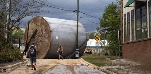 Lors de tempêtes comme l'ouragan Hélène, les sites industriels inondés et les rejets de produits chimiques toxiques constituent une menace silencieuse et croissante.