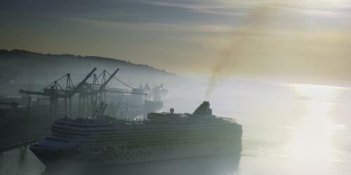 Les bateaux de croisière et le tourisme maritime polluent les villes européennes