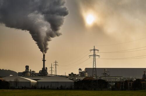 Taxe carbone :L’initiative de l’UE pour taxer les produits polluants aux frontières est en cours