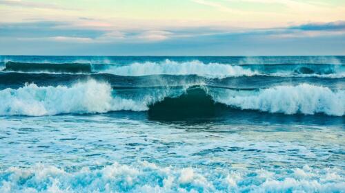 L’oceano continua a scaldarsi, nuovo record nel 2023: ecco quali sono i rischi