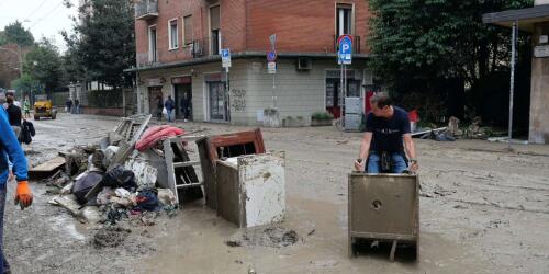 Emilia-Romagna di nuovo nel fango: colpa di territori fragili, crisi climatica e consumo di suolo