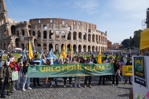 Al via domani la Cop29, l’appello di Legambiente e l’urlo per il clima