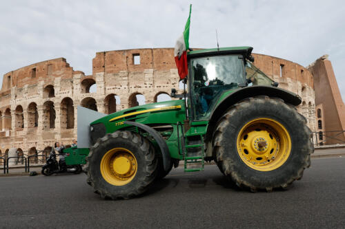 Todos os bilhões que chovem sobre a agricultura italiana:mais da metade dos subsídios são “prejudiciais” ou “incertos” para o meio ambiente