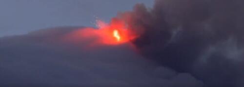 Etna entra em erupção:imagens espetaculares nas redes sociais – Vídeos