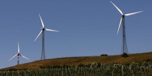 Lácio e Sicília querem suspender concessões de energia eólica e fotovoltaica